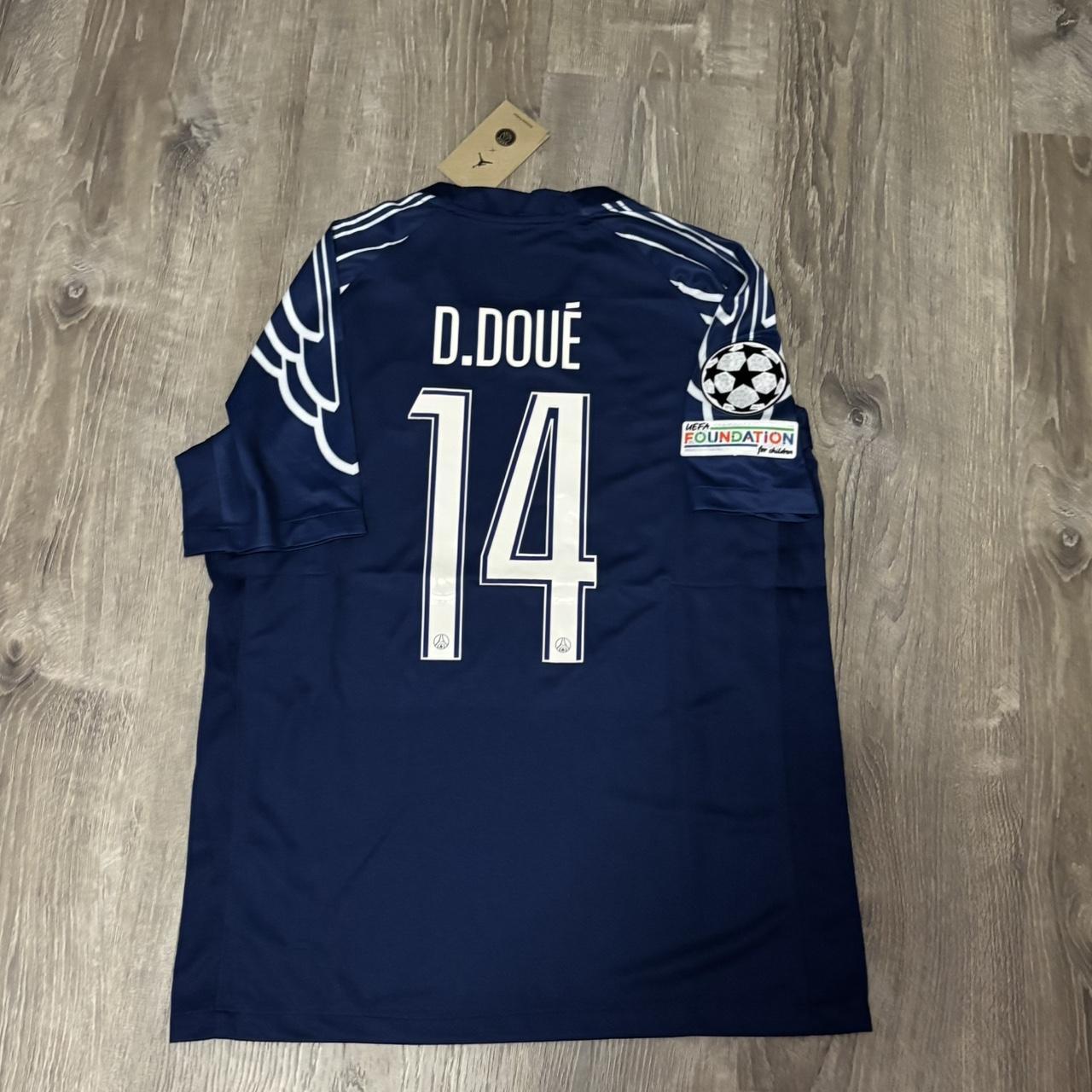 P0 Jordan Men's Navy and Blue T-shirt - Image 1
