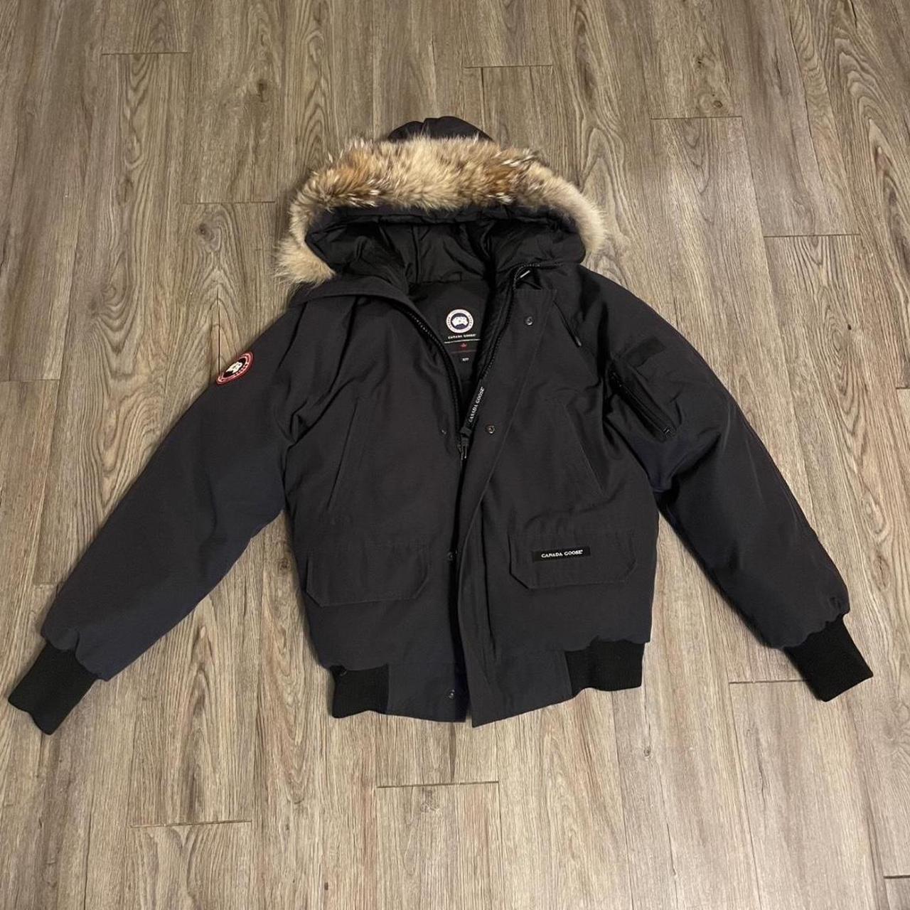 P0 Canada Goose Women's Coat - Image 1
