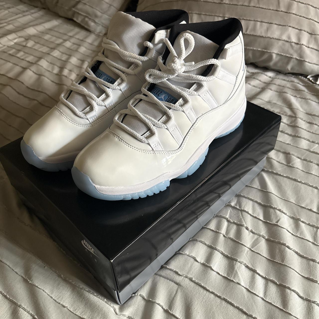 P0 Jordan Men's White and Cream Trainers - Image 1