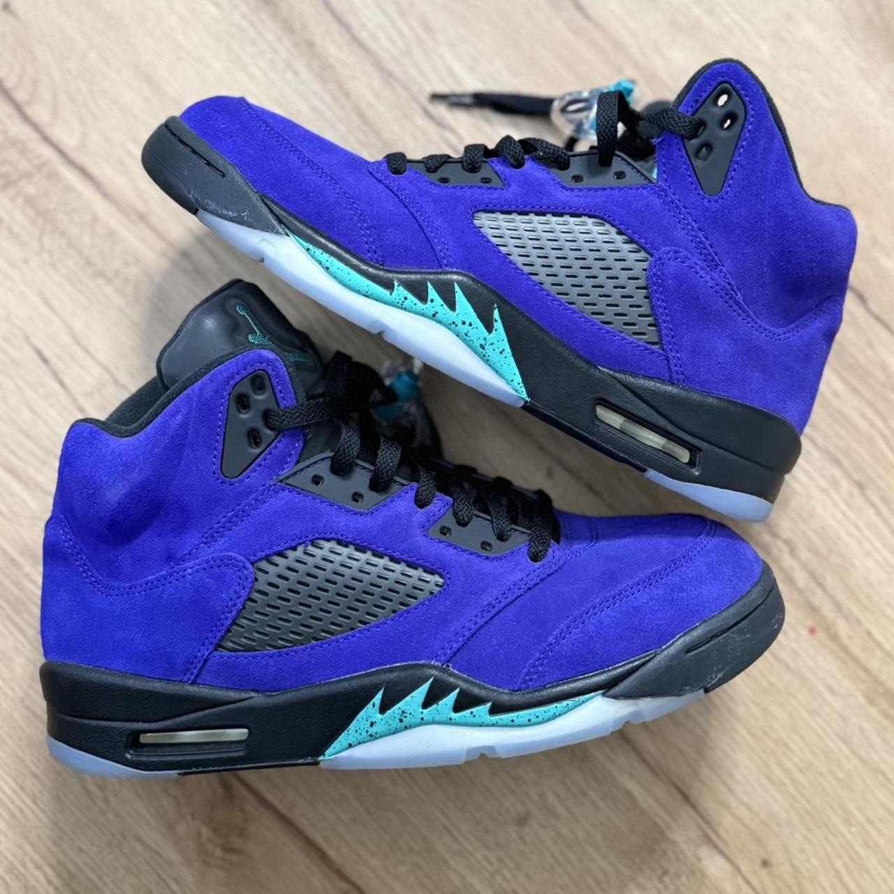 P0 Jordan Men's Purple and Blue Trainers - Image 1
