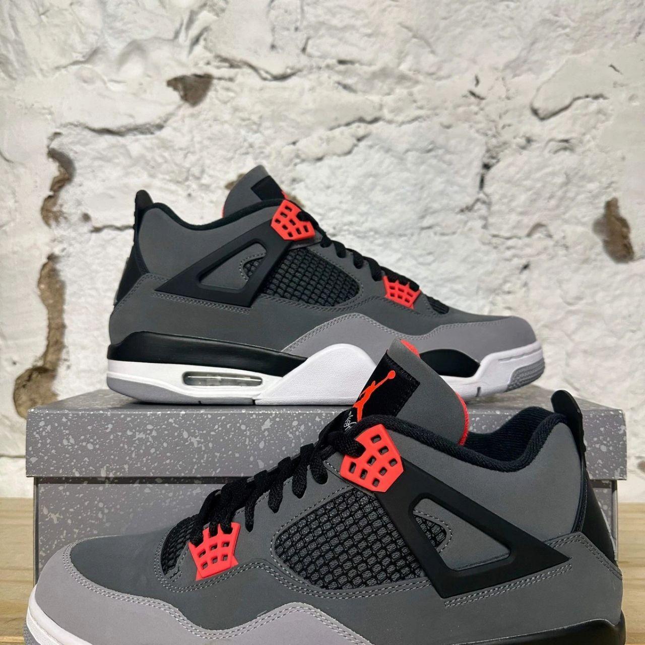 P0 Jordan Men's Grey and Black Trainers - Image 1