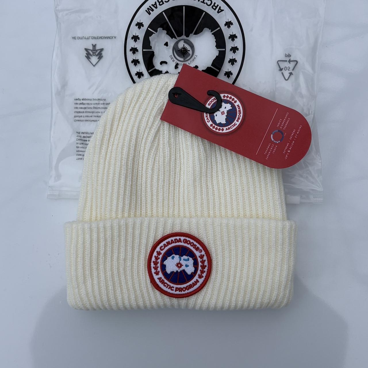 P0 Canada Goose Men's Cream and White Hat - Image 1