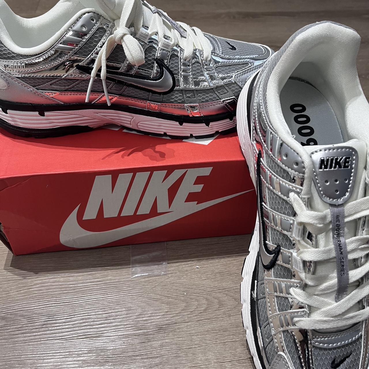P0 Nike Men's Grey and White Trainers - Image 1