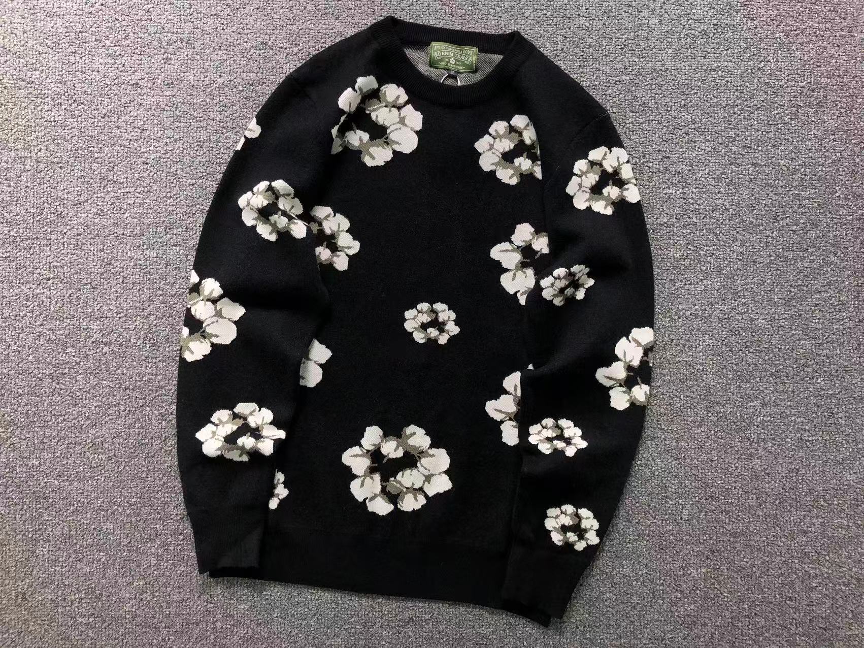 0de9ae0b DENIM TEARS SWEATER - Image 1