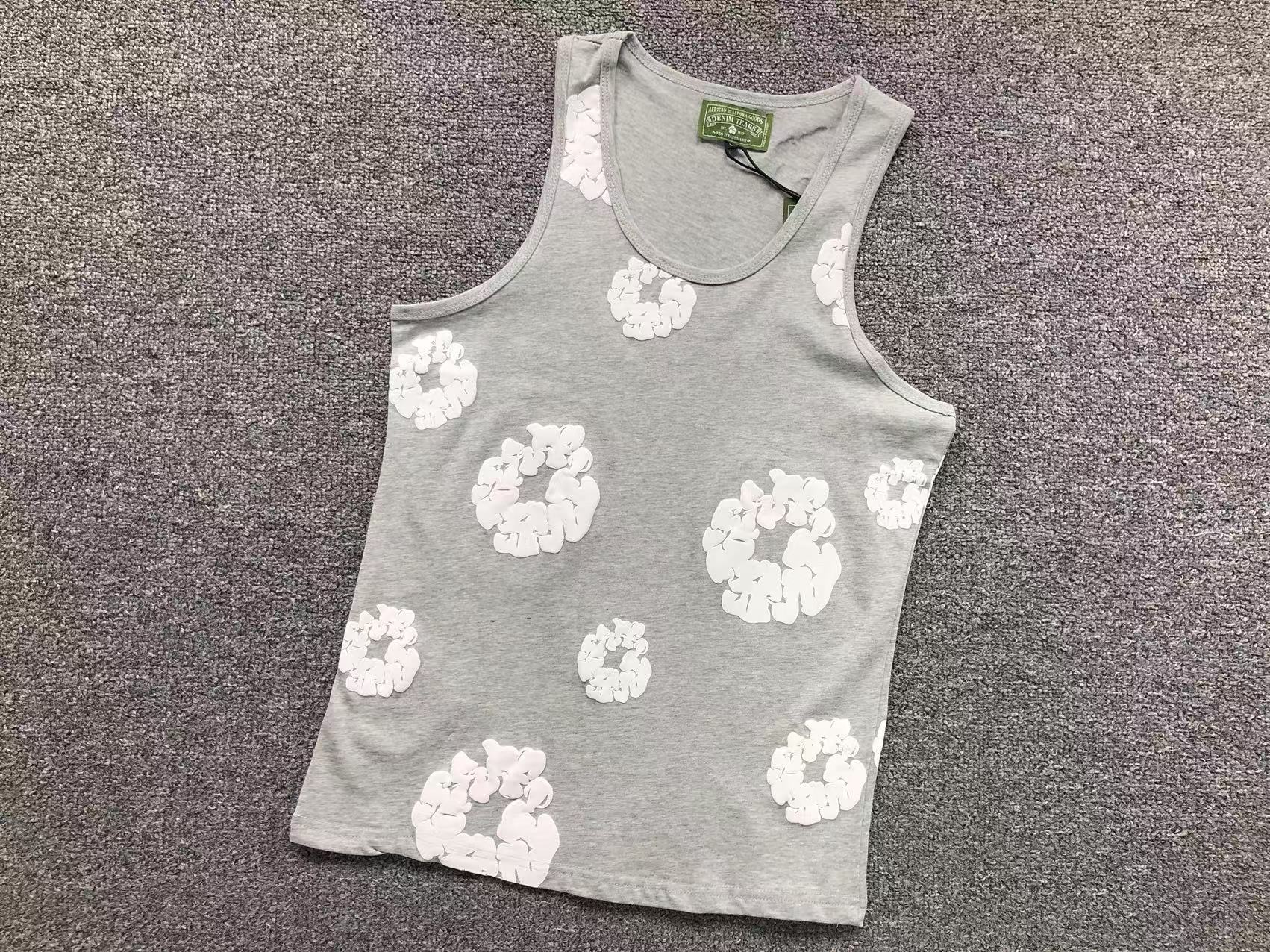 3b29e863 DENIM TEARS VEST - Image 1