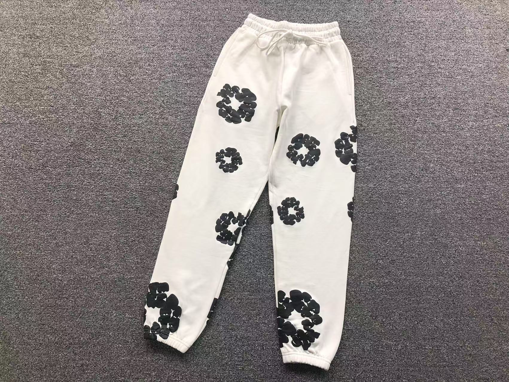 3cc02e52 DENIM TEARS TROUSER - Image 1