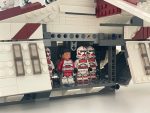 LEGO Star Wars Coruscant Guard Gunship set (75354) - Image 4