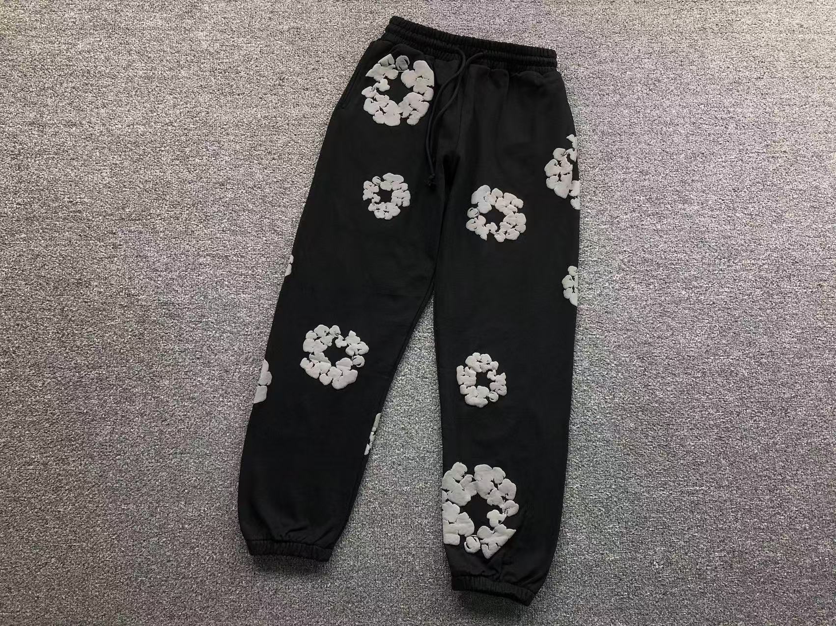 59e97a76 DENIM TEARS TROUSER - Image 1