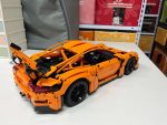 LEGO Technic Porsche 911 GT3 RS (42056) - Image 4