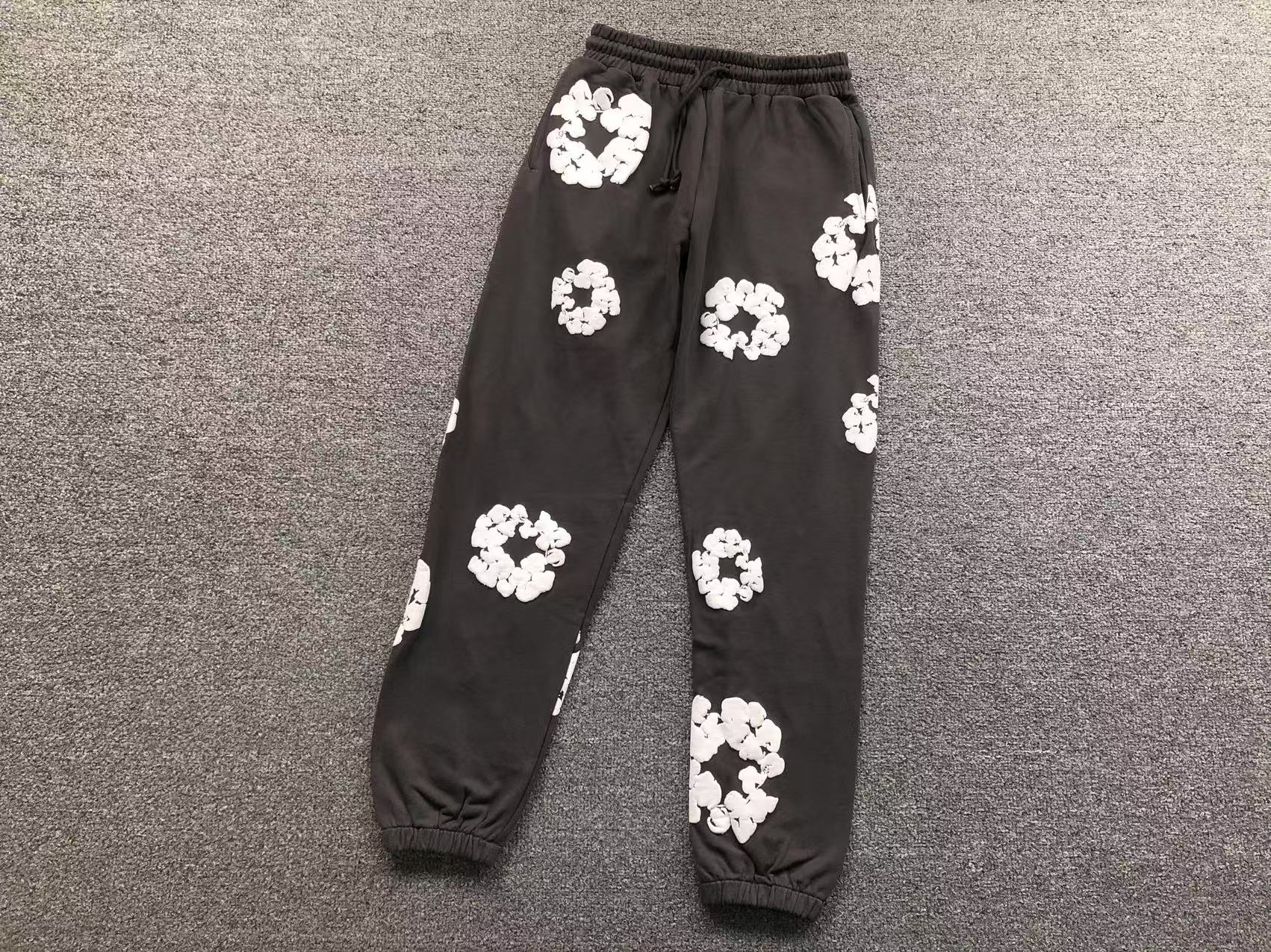 7301556b DENIM TEARS TROUSER - Image 1
