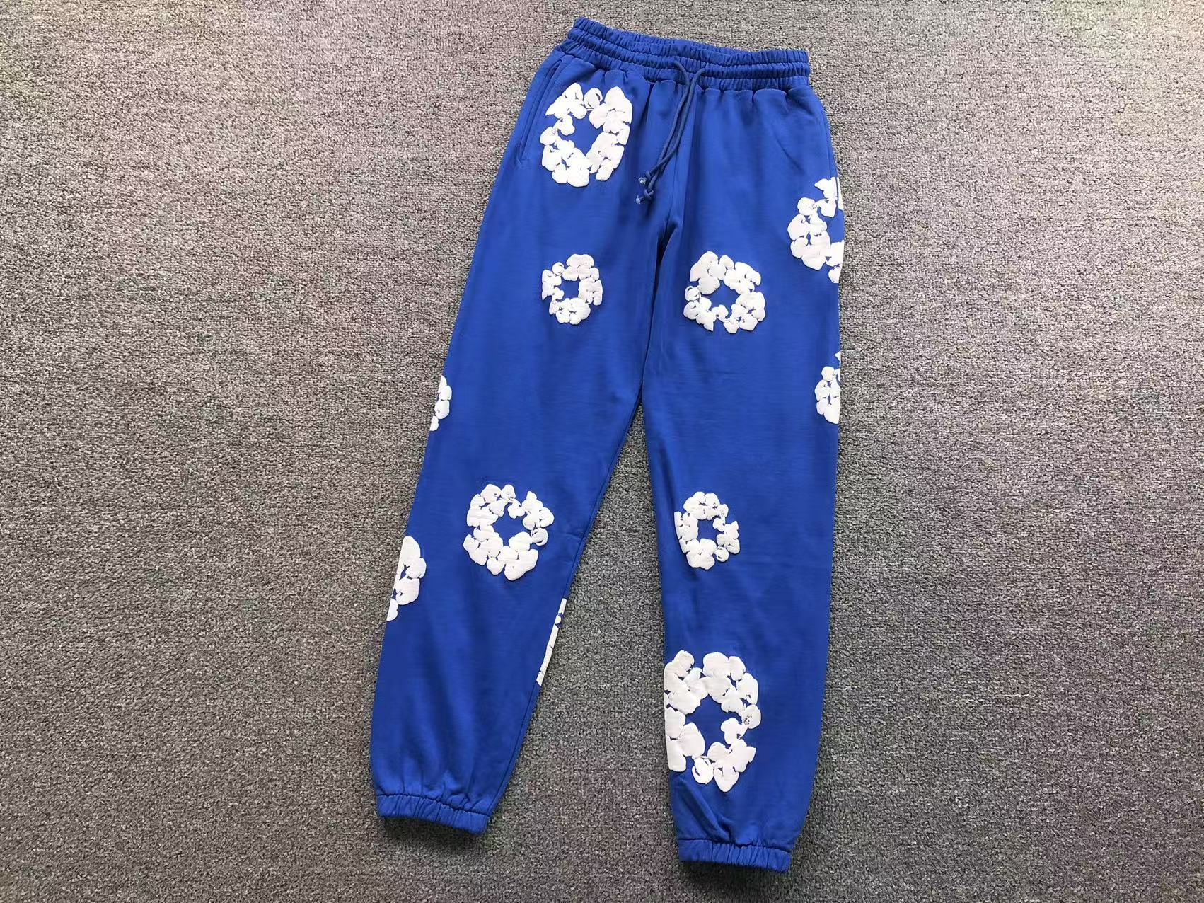 bb2beb8c DENIM TEARS TROUSER - Image 1
