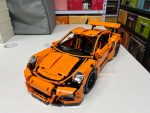 LEGO Technic Porsche 911 GT3 RS (42056) - Image 3