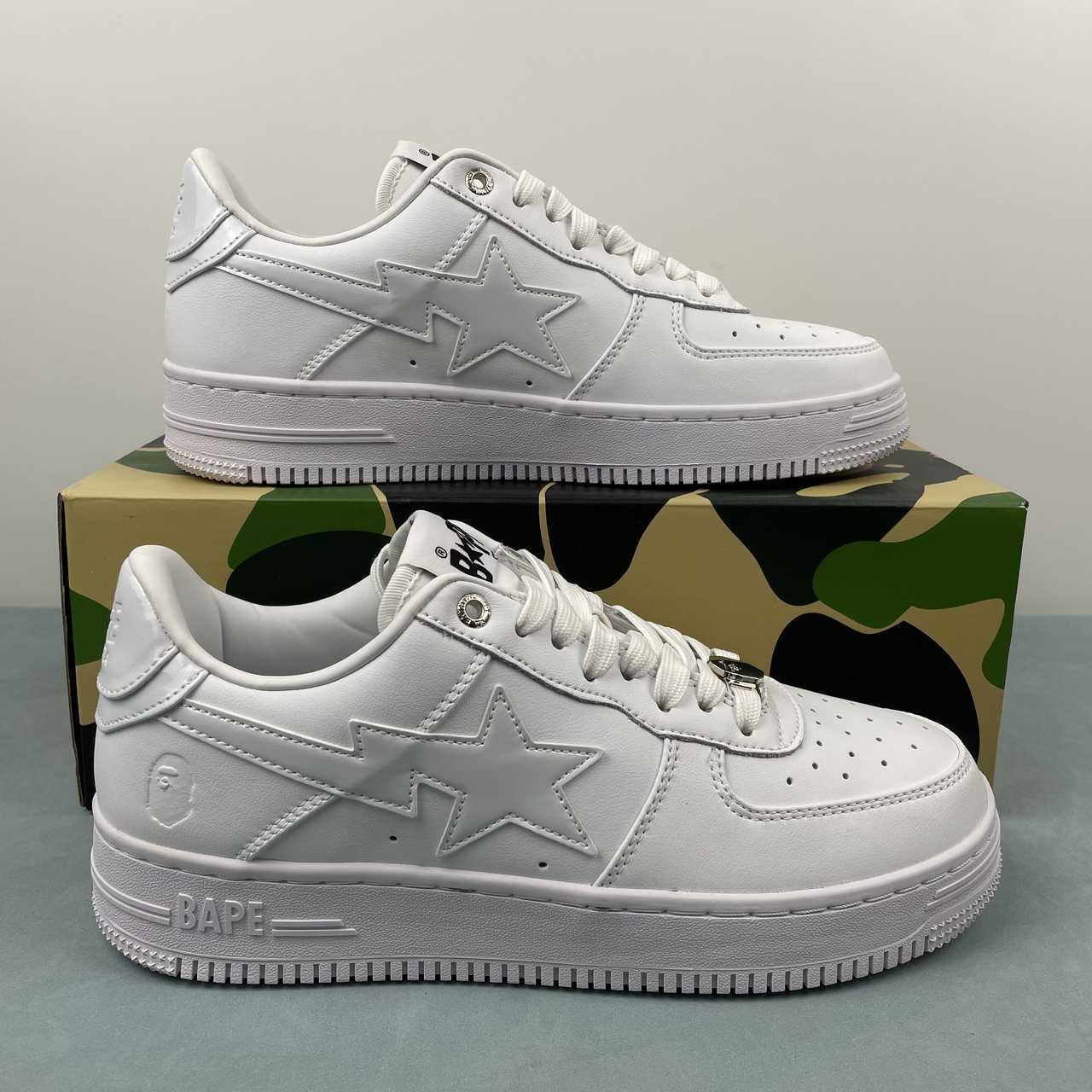 e9c663a6 A Bathing Ape - Image 1