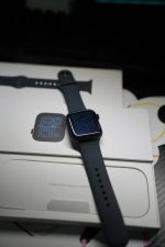 Apple Watch SE - Image 3