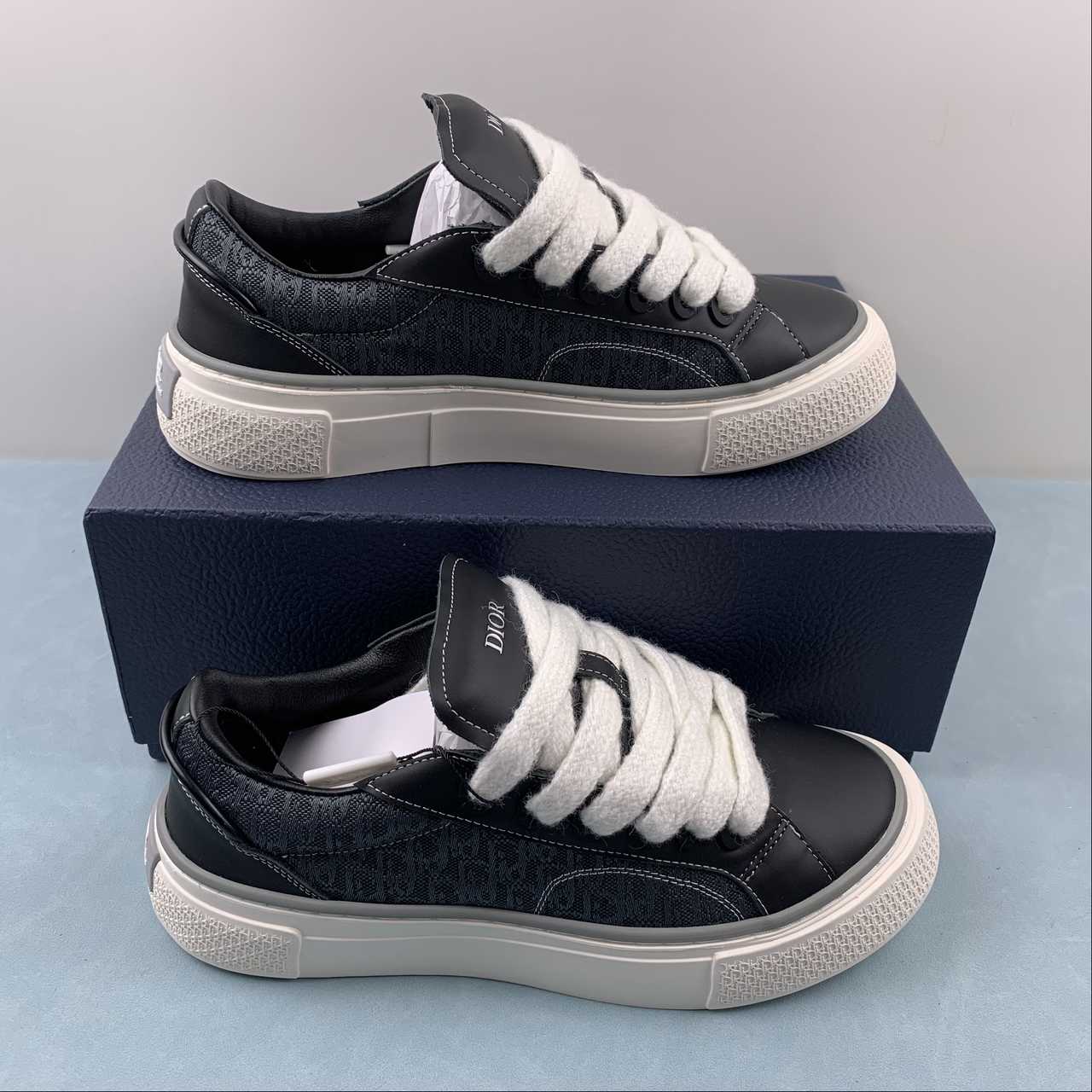 188ce993 Dior B33 - Image 1