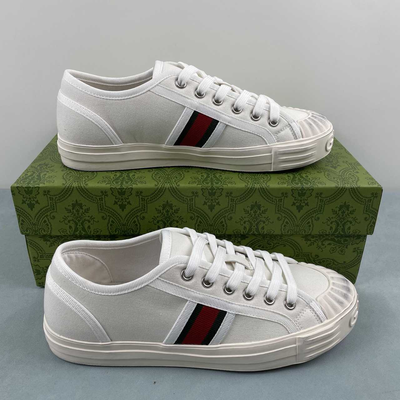 1a30b3e8 Gucci - Image 1