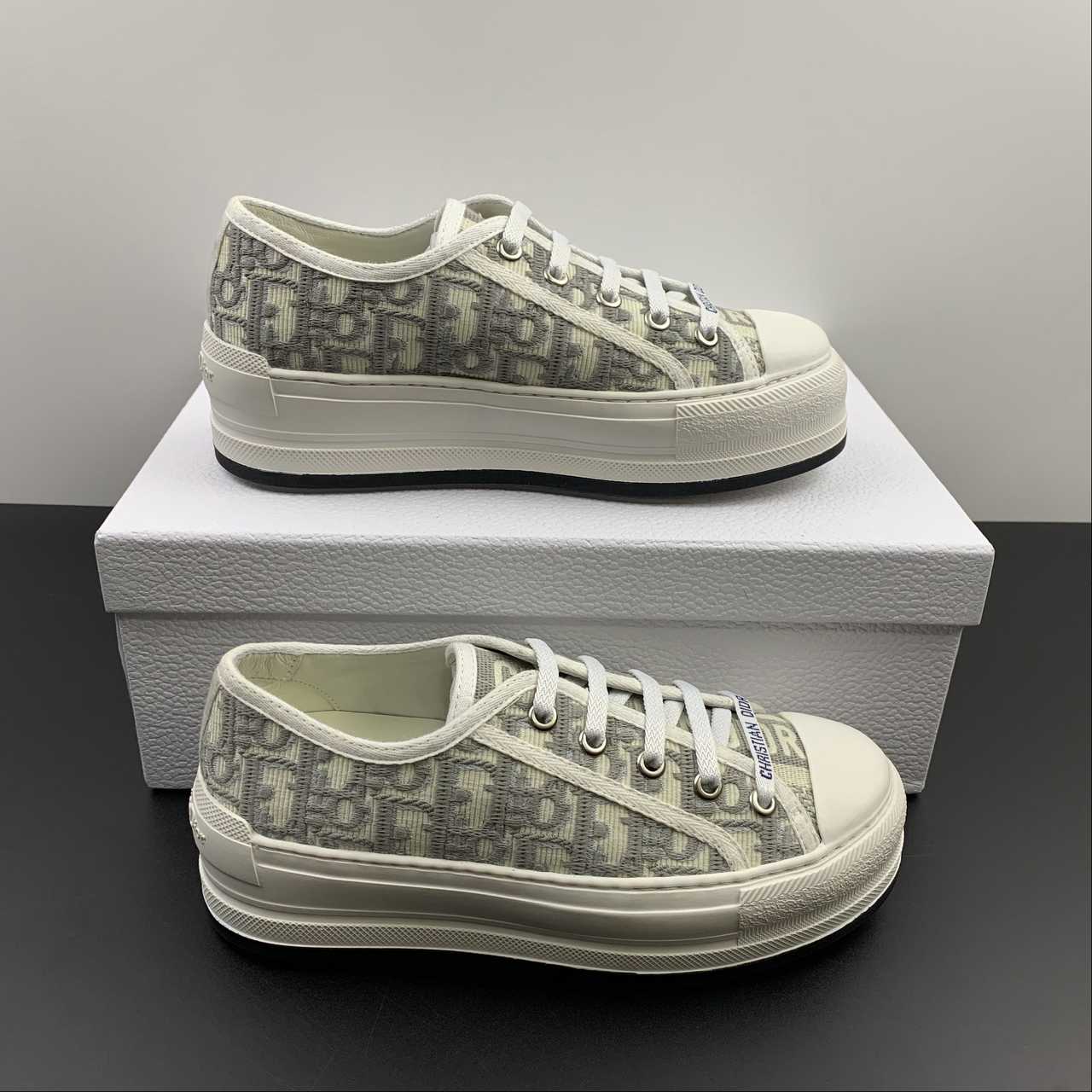 210df845 Dior Walk'n'Dior - Image 1