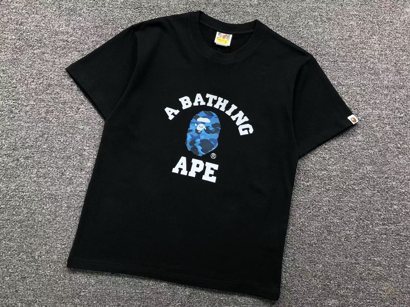 2d51acb7 BAPE T-SHIRT - Image 1