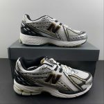 New Balance 1906R