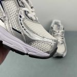 New Balance 740 - Image 11