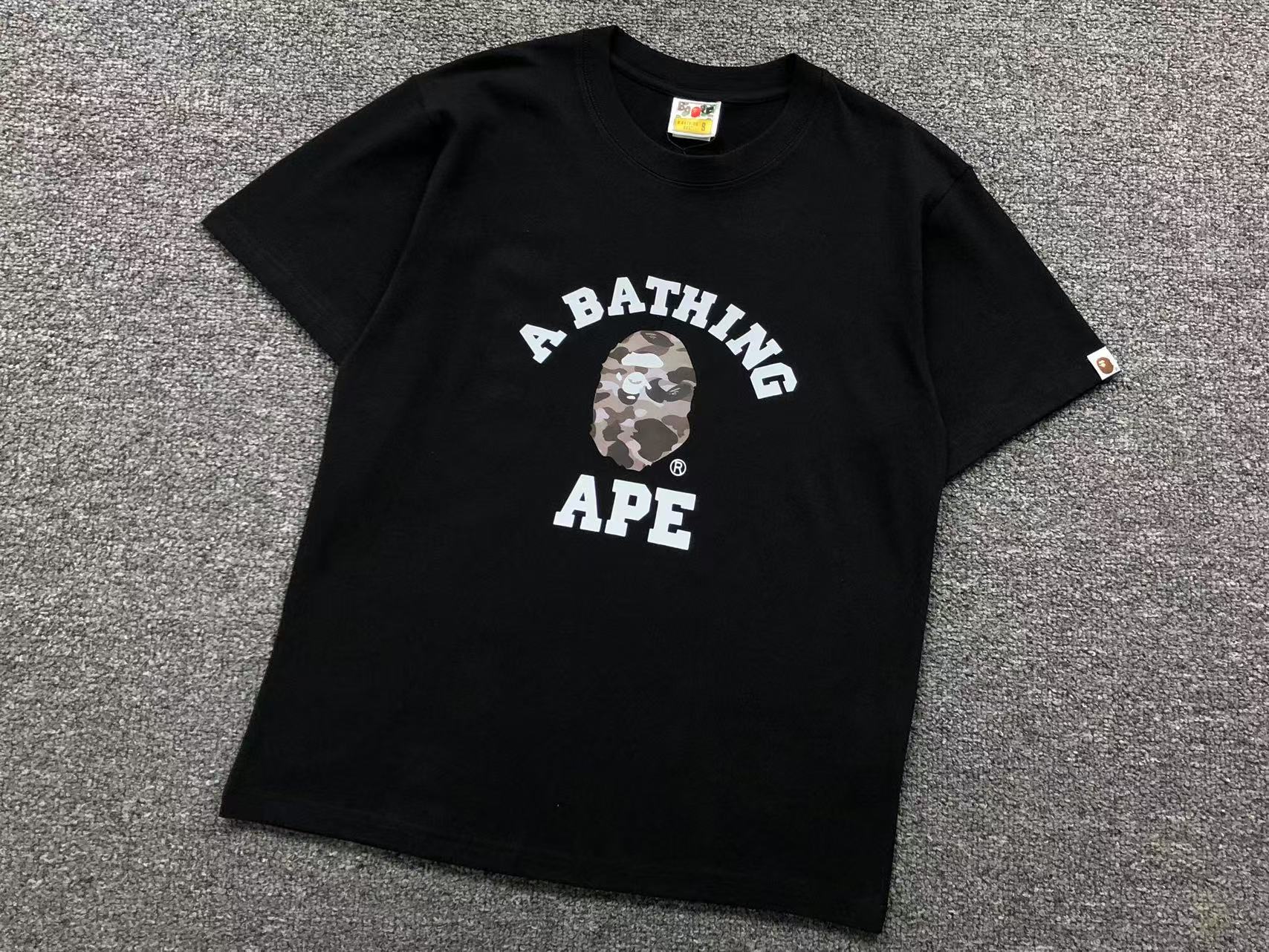5d2aa1c5 BAPE T-SHIRT - Image 1