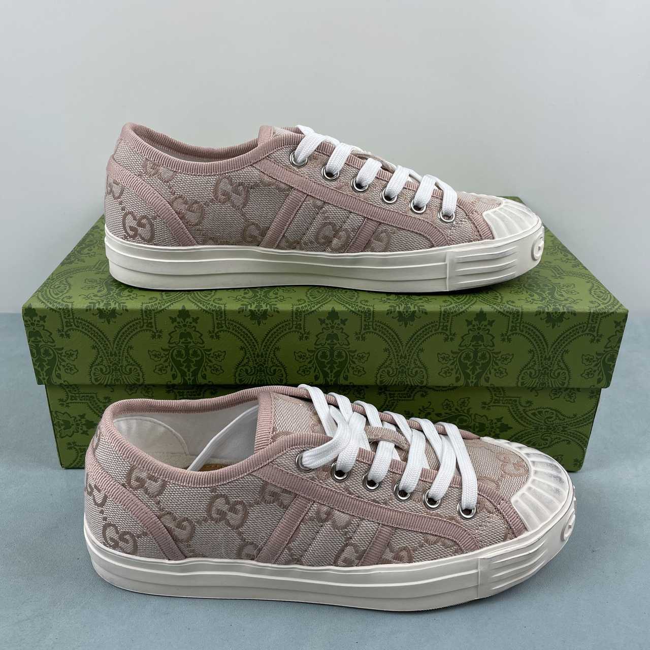 646436c2 Gucci - Image 1
