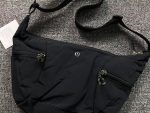 lululemon Slouchy Sling Bag - Image 3