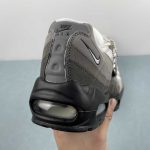 NIKE AIR MAX 95 SP - Image 9