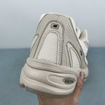 New Balance 740 - Image 10