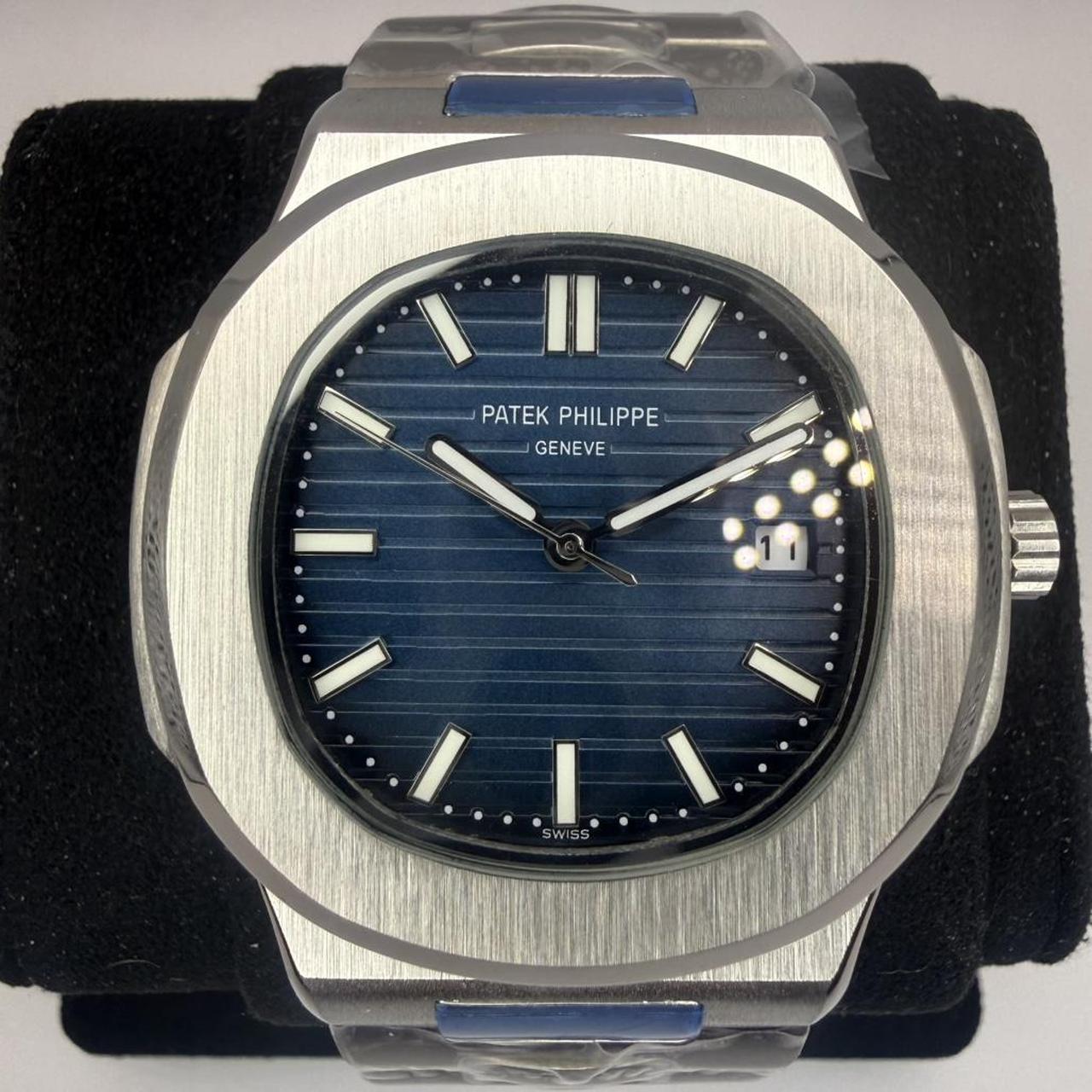 P0 Patek Philippe Men's Silver and Blue Watch - Image 1