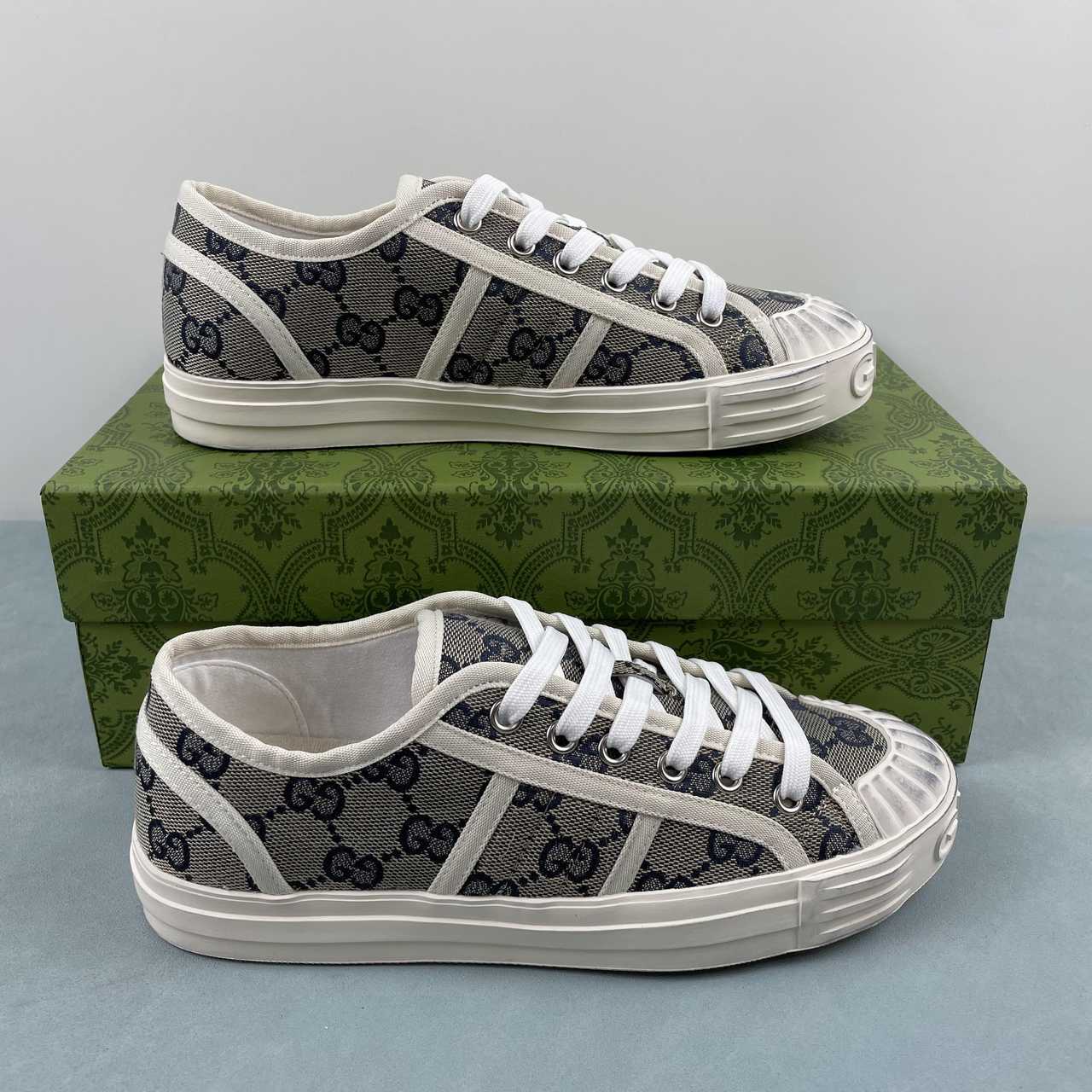 a13ad1b9 Gucci - Image 1