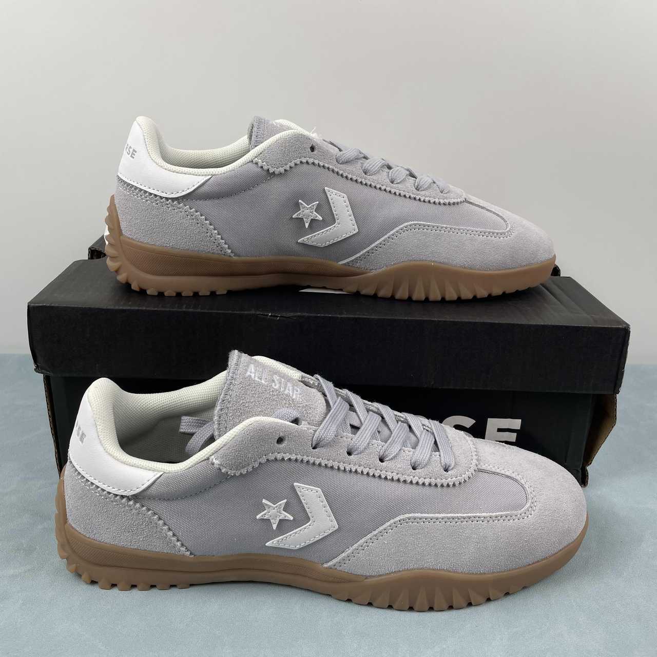 a3754aa1 Converse - Image 1