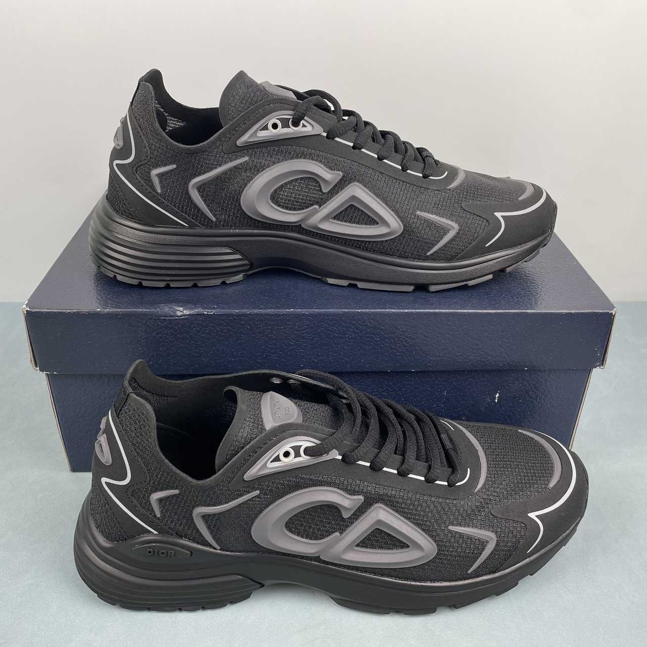 baca3d5c Dior B30 - Image 1
