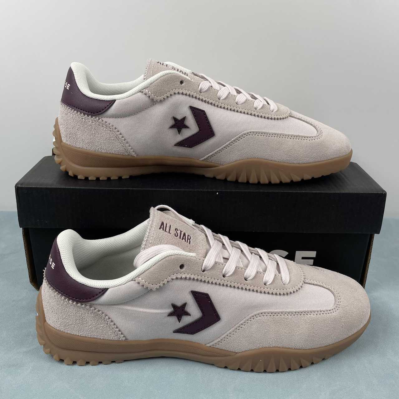 cd51a997 Converse - Image 1
