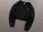 Alo Yoga Accolade Cropped Crewneck - Image 2